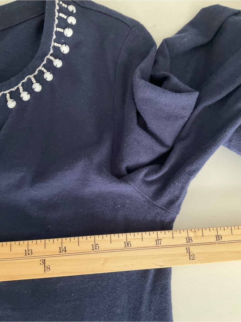 Lilly Pulitzer Medium Navy Blue Embroidered Beaded V Neck Tunic Top 100% Cotton - Picture 9 of 10